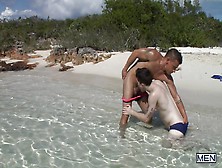 Horny Gay Couple Makes Out On The Beach