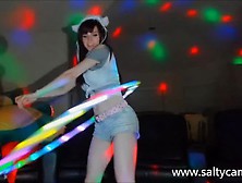 New Weeaboo Gamer Girl Dances. Wmv