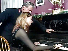 Simony Diamond Gets A Blowjob Lesson At Her Music Lesson