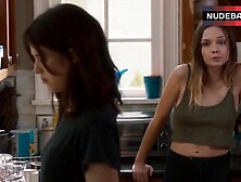 Emily Meade Hard Nipples – The Leftovers