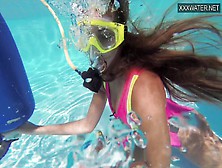Hot Cute Teen Irina Poplavok Swims Naked Underwater