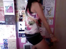 Emo Teen Girl Twerking
