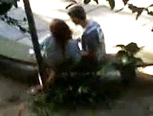 Vídeos De Flagras Amadores De Casal Novinho Dando Uma Na Praça