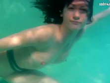 Super Cute Underwater Swimming Babe Rusalka