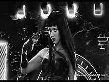 Heiße Darstellerin Jessica Alba Posiert In Dessous In Sin City