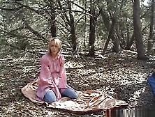 Sd - Tania Fucks Her Bf Paul In The Forest On A Sheet