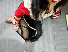 Desi Bhabhi Fore Play Her Sexual Orientation Hot Boobs Nippal Pussy
