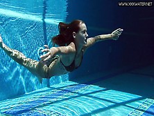 Babe Tiffany Tatum Shows Hot Ass Underwater