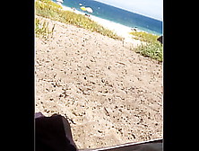 Garganta Profunda En La Playa,  Sale Mal