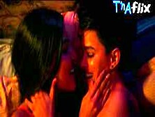 Lauren Robinson Lesbian Scene In Rana Naidu