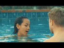 Guy Drowns Girl In Pool