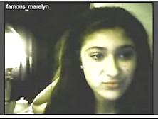Girl Showing On Tinychat