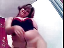 Arabian Mother I'd Like To Fuck On Webcam Show Her Astonishing Body