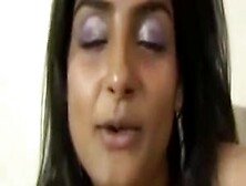Sexy Chubby Indian Girl Gives Blowjob
