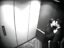 Couple Gets Kinky In The Elevator