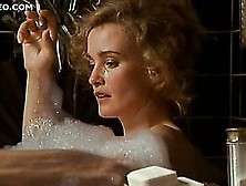 Heart-Stopping Retro Star Jessica Lange Flashes Her Bush And Knockers