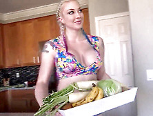 Sexy huge boobs blonde slut Leyla Falcon nailed in laundry room