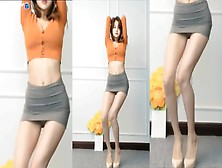 Beatiful Corean Girl Dance In Mini Skirt