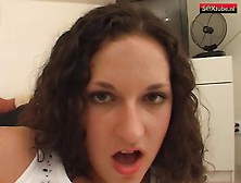 Brunette Wordt Hardcore Gekeurd Voor Porno