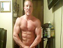 Str8 Bodybuilder Meaty Flexing