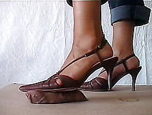 Shoejob In Elegant Heels