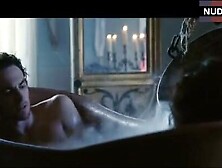 Monica Bellucci Scene In Bathtub – Napoleon Et Moi