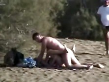 Amateur Couple Caught Fucking On Beach