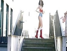 Wonder Woman Cosplay - Amateur Sex