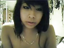 Une Bonne Asiatique Sur Webcam