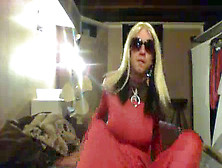 Crossdressers Swallow,  Crossdresser Solo