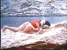 Greek Porn'70-'80 (To Mikrofwno Tis Alikhs-Katerina Spathi) 3-Gr2