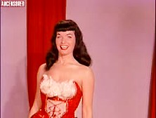 Bettie Page In Teaserama (1955)