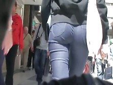 Street Candid Video Of A Fitty Walking Ass And Pussy In Tight Jean Shorts