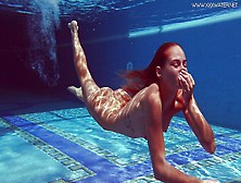 Hot Euro Pornstar Tiffany Tatum Swims And Masturbates