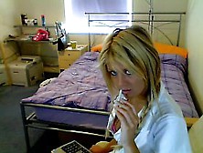 Tan Blonde Shows Off On Webcam