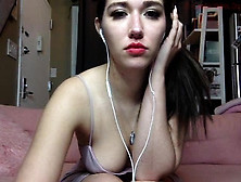 Amateur Russian Brunette On Webcam More Webcamgirls