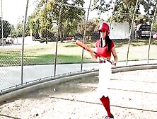 Audrey Levanta Al Bateador Video With Audrey Bitoni,  Keiran Lee - Brazzers Official