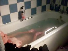 Voyeur Mature Bathroom - Mature Bath Voyeur Tube Search (132 videos)