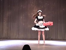 Pretty Teen Maid Barefoot Dance