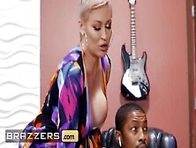 Brazzers - Long Hooters Milf Ryan Keely Knows How To Handle