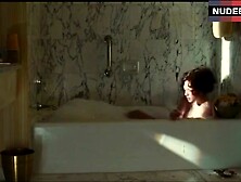 Amanda Seyfried Hot Scene In Bathtub – Lovelace