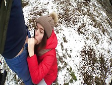 Bitch Asks For Cum In His Mouth Right In The Forest And Can No Longer Wait
