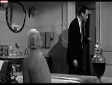 Kim Novak In The Notorious Landlady (1962)
