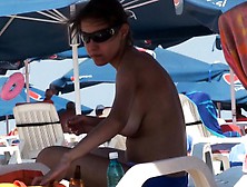 Hot Nude Amateur Milfs Beach Voyeur Close Up Pussy