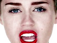 Wrecking Ball - Miley Cyrus Hd