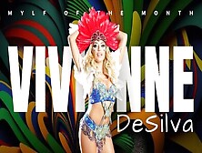 Del Mes La Brasileña Vivianne Desilva Responde A Las Preguntas De Los Fans Con Su Disfraz De Carnaval