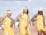 Sexy Ass Somali Girls Dancing