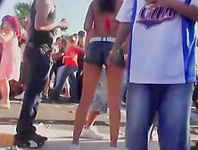 On A Sexy Festival Tanned Babe Gets Shot By A Voyeur