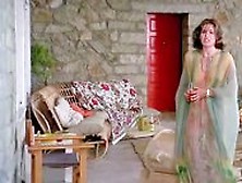 Loretta Persichetti In Nove Ospiti Per Un Delitto (1977)