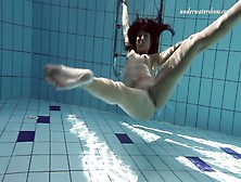 Zhanetta Super Attractive Underwater Bitch